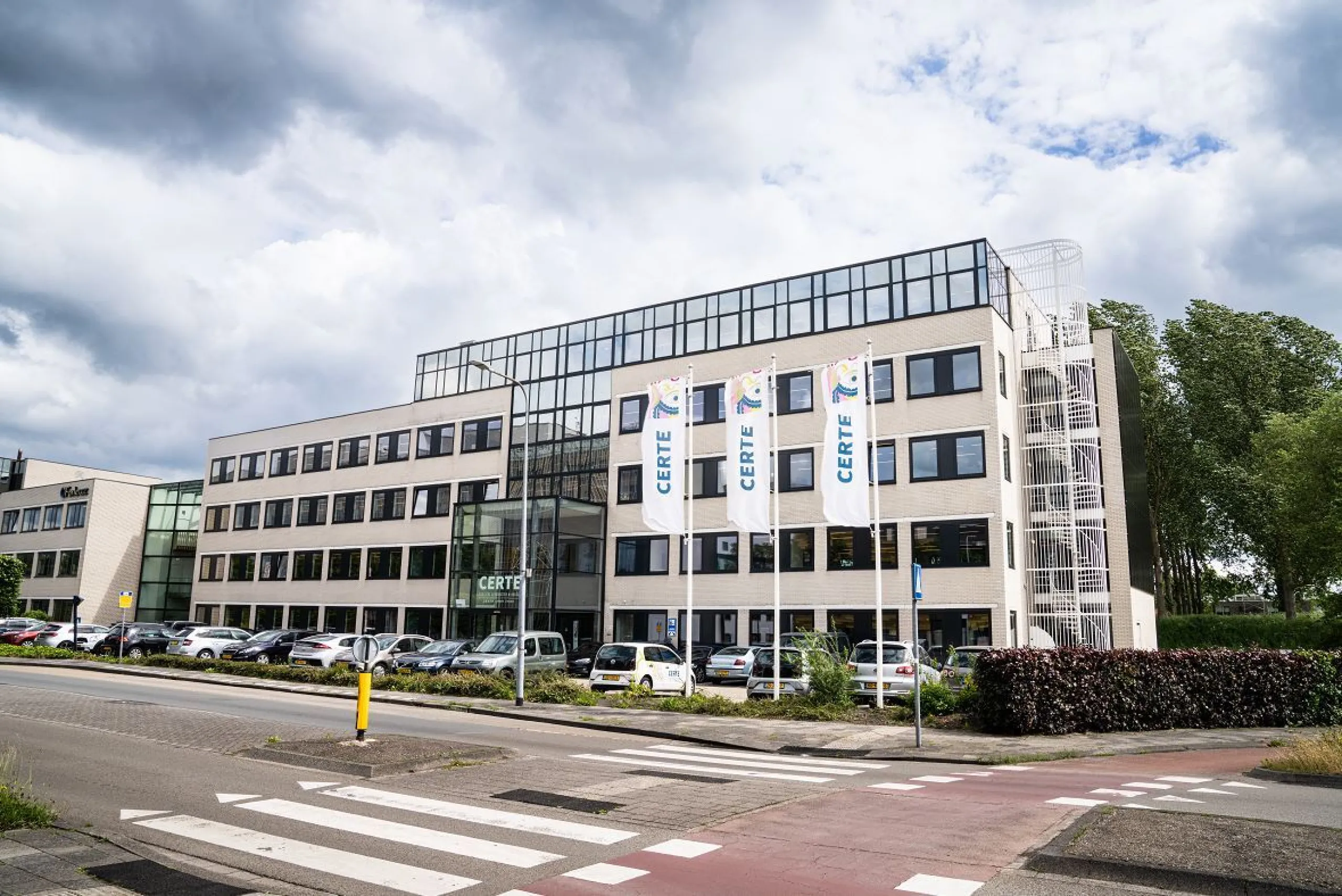 Contact › Certe
